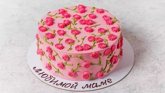 Торт «Цветочная поляна» в розовом